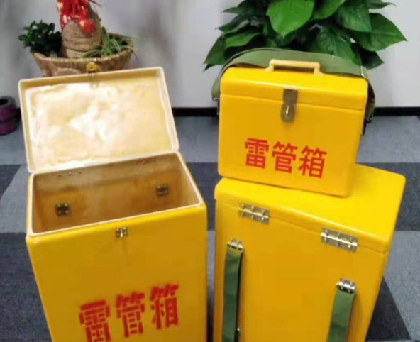 红山街道玻璃钢雷管箱有哪些特点